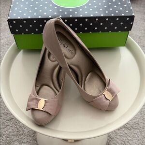 Women's Tan Flats with Bow 7